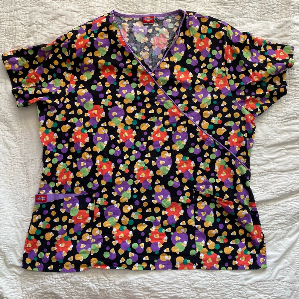 Dickies Halloween theme scrub top